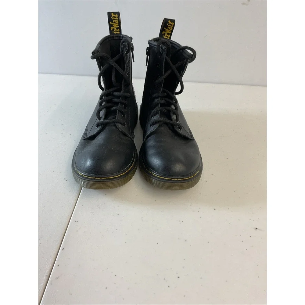 Dr. Martens ‎ Junior 1460 Black Leather 8 Eye Lace Up Boots Size 3
